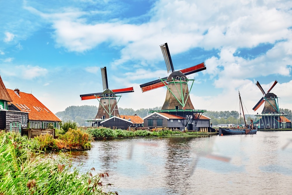 NETHERLANDS, holiday destination, Flights, Hotels, General Information